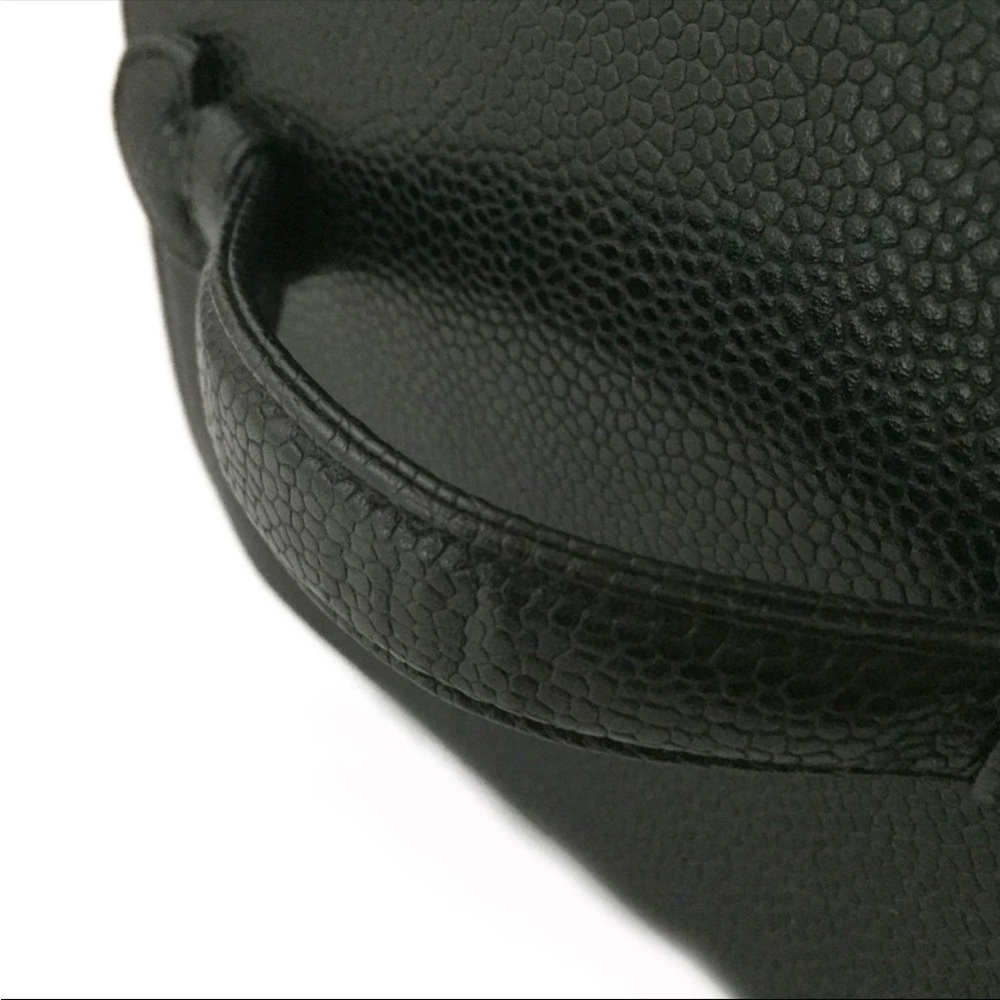 AUTH Black Chanel CC Leather Grained Calfskin Vanity Bag - Picture 5 of 14